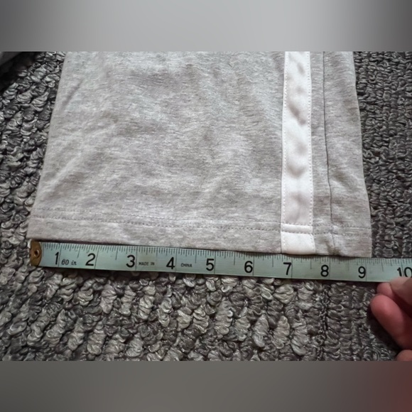 Sporty Long Shorts - Picture 3 of 9